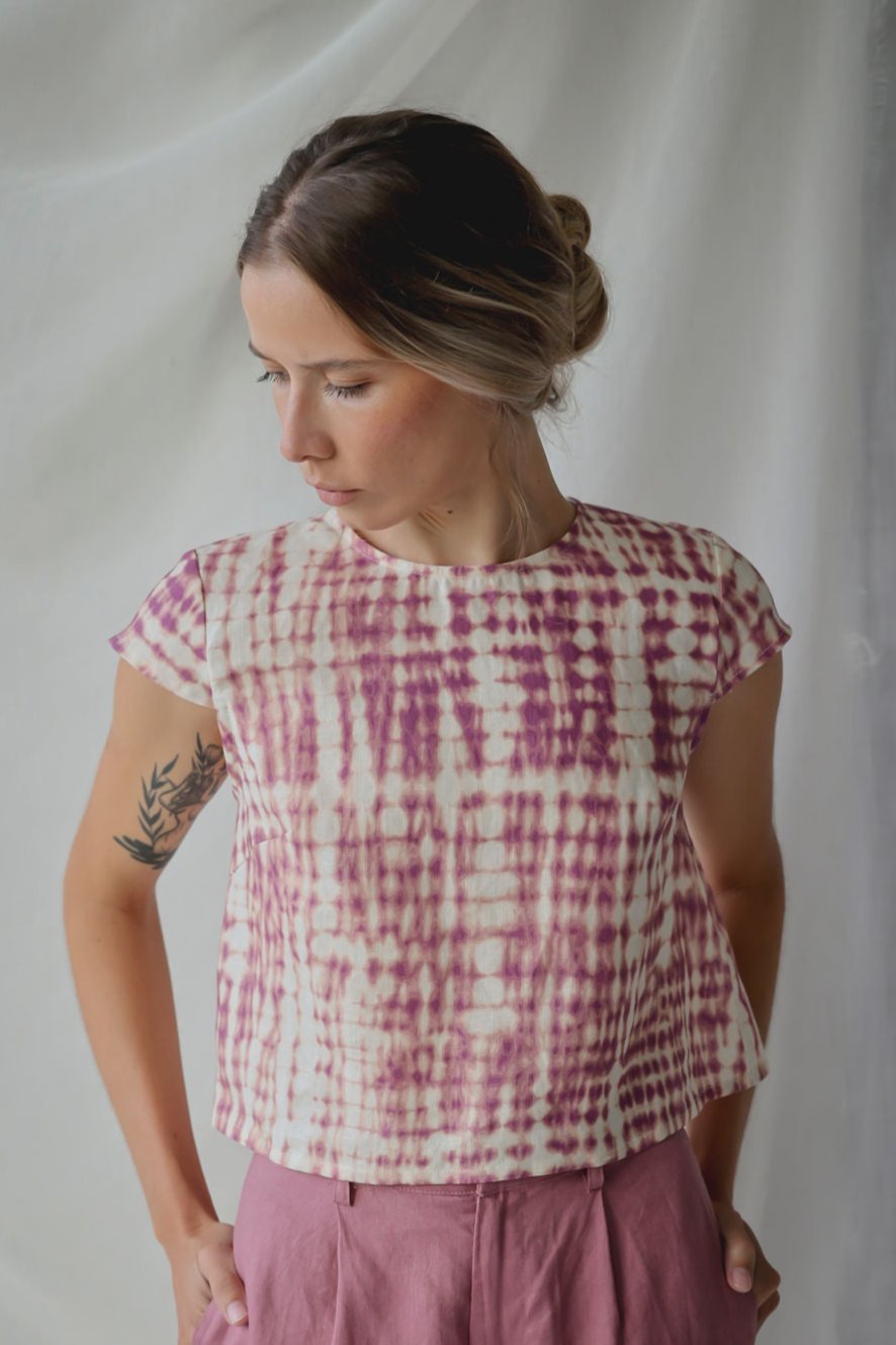 CAP SLEEVE BLOUSE | PINK TIE-DYE